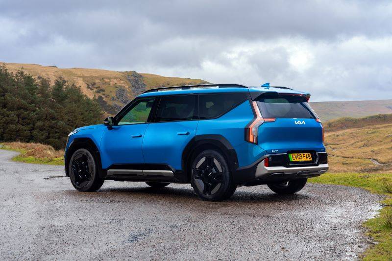 Blue Kia EV9