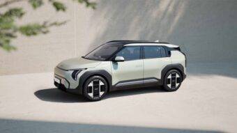 Light colour Kia EV3